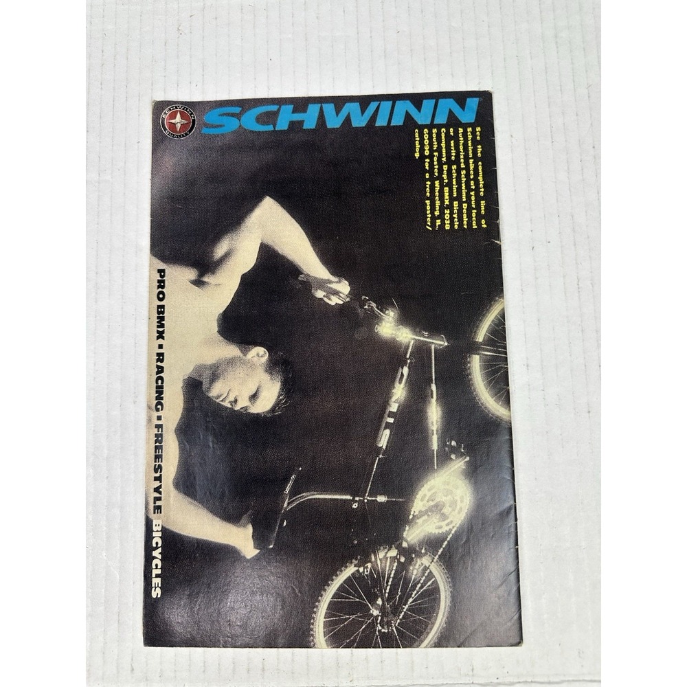 Solo Avengers #20 - Hawkeye - Moondragon Newsstand Edition - Picture 2 of 2